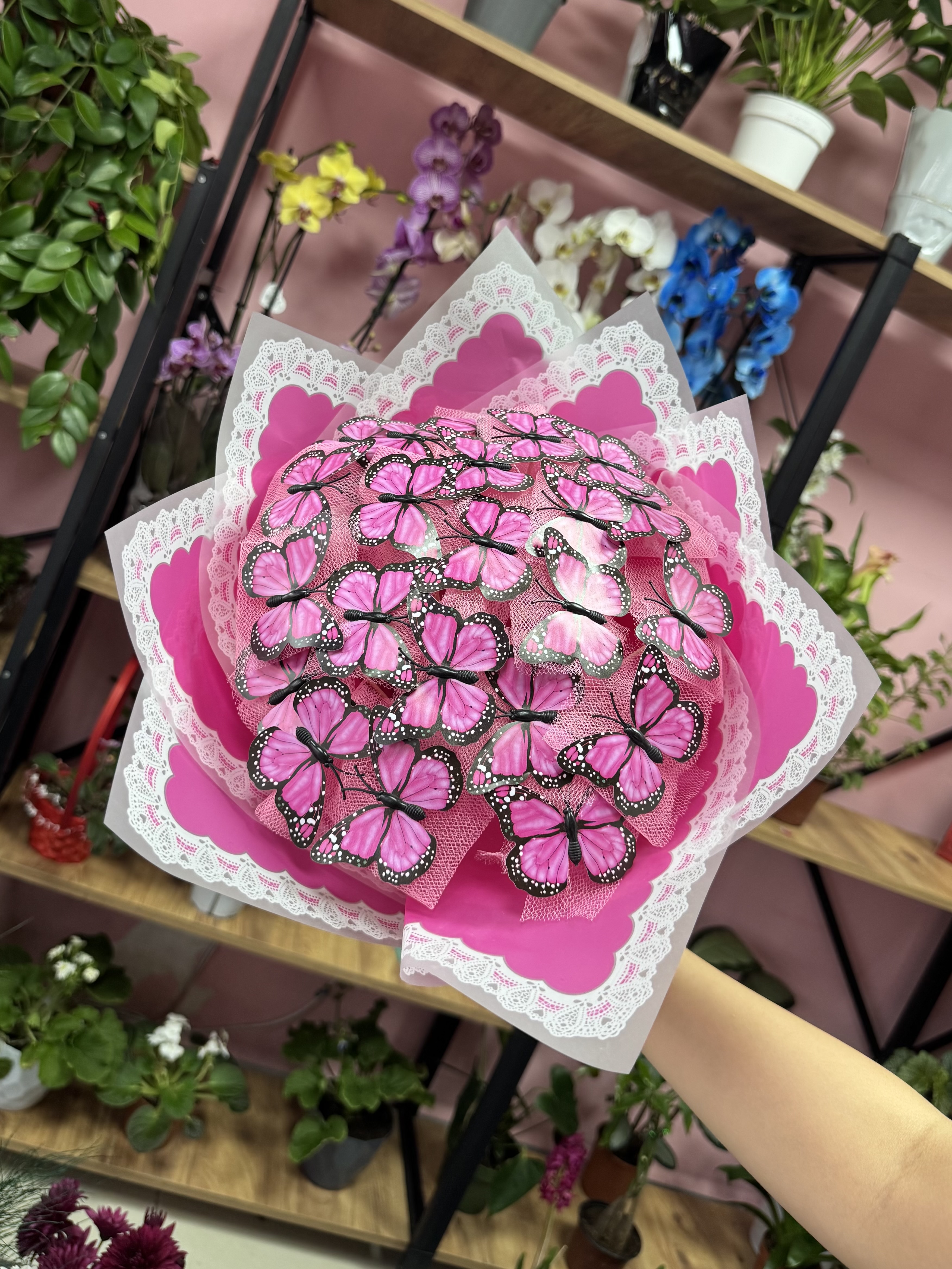 Pembe Kelebek Buketi